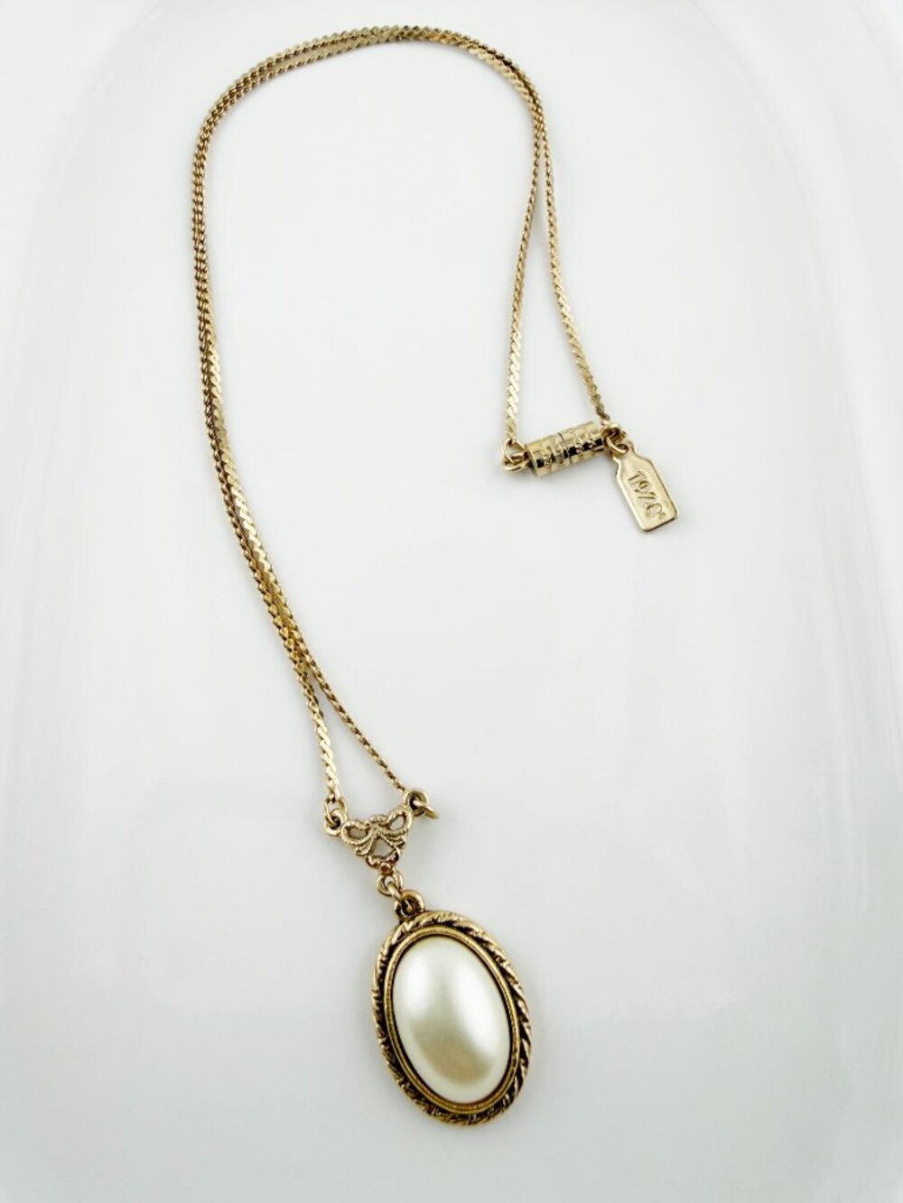 1928 Jewelry Co. Gold Tone Faux Pearl Oval Pendant Necklace - Grandmacore - Picture 2 of 8